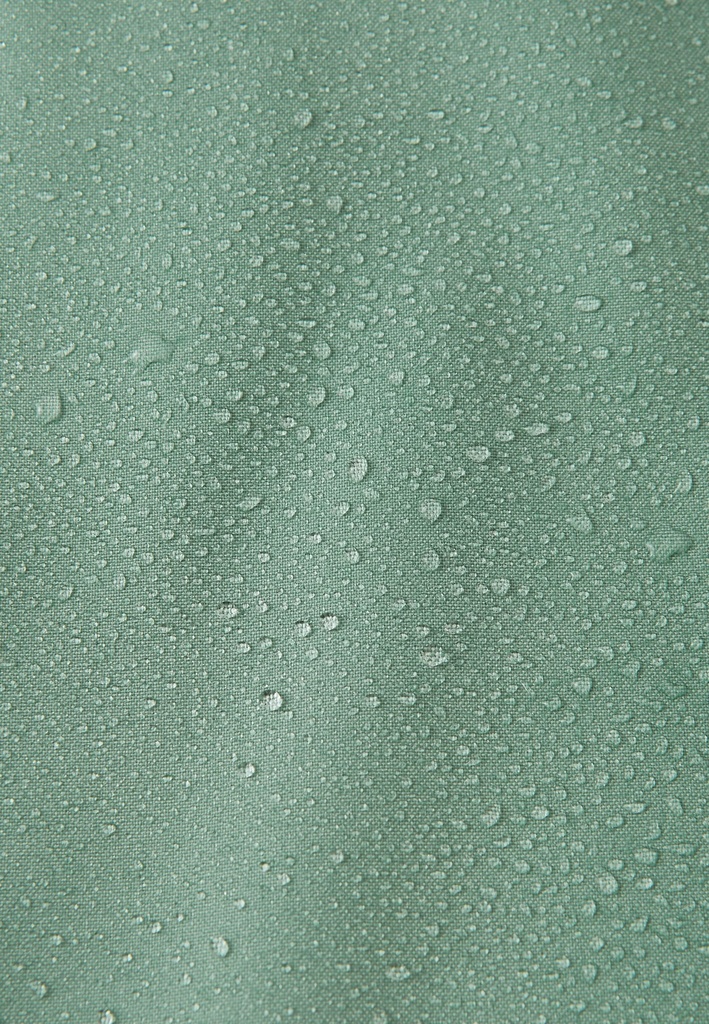 white-5100371a-81b0_5.jpg