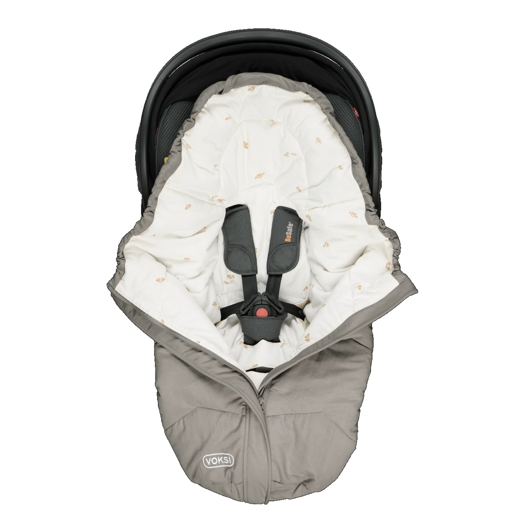 10010230-voksi_movelight_darksand-wings_carseat.jpg