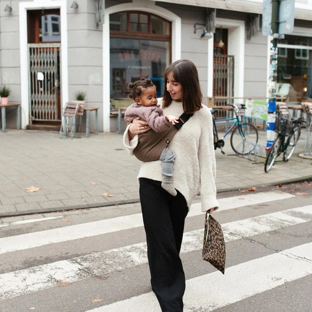 2000x2000-wildride-coffee-toddler-carrier-product-0.100004.jpg