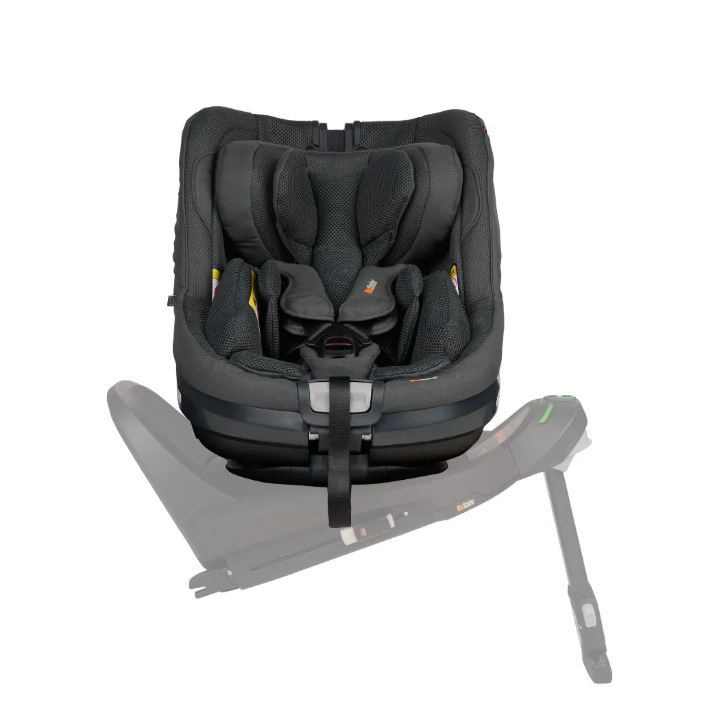 11041557_BeSafe_Beyond2-360-B_Anthracite-Mesh_BabyShell_Base_Side-Rotated.webp